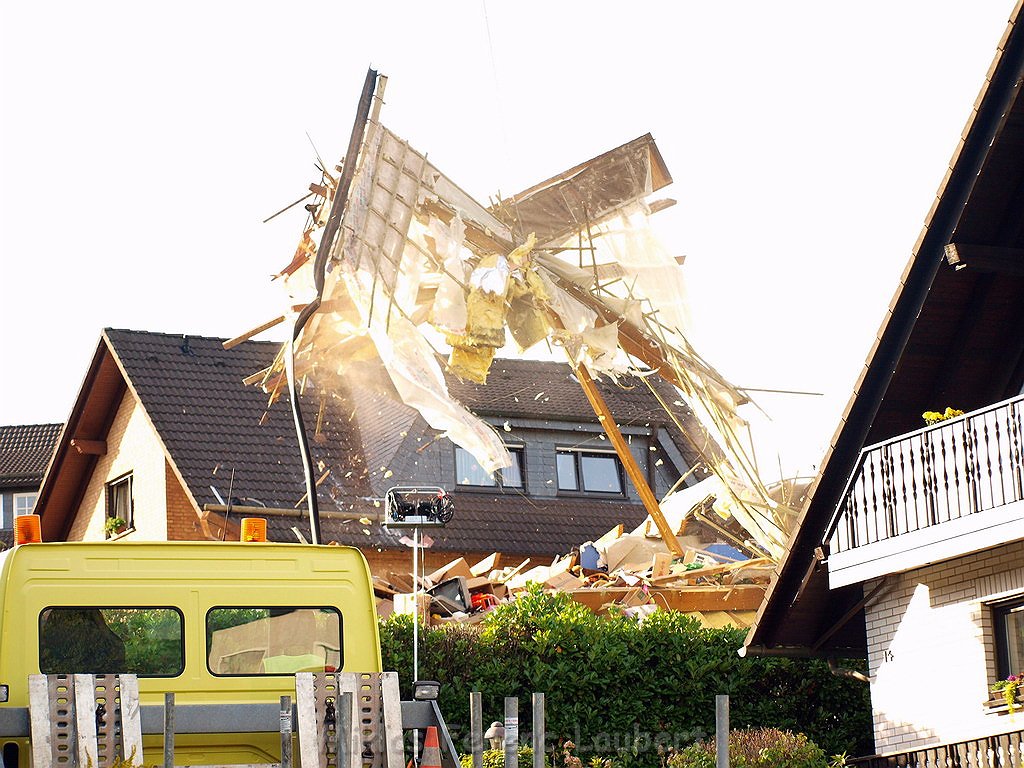 Haus explodiert Bergneustadt Pernze P179.JPG